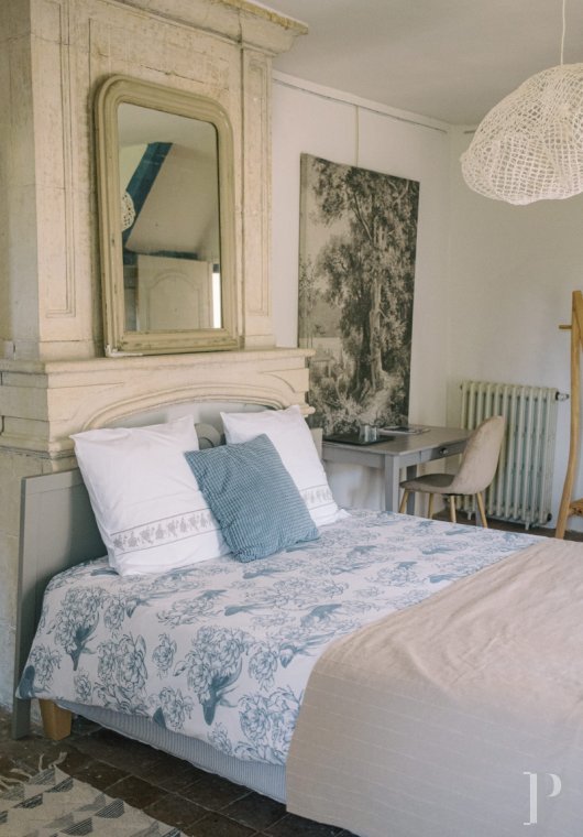 Dans le Calvados, au sud-est de Caen,  un château classique du 18e siècle tout en couleurs - photo  n°15